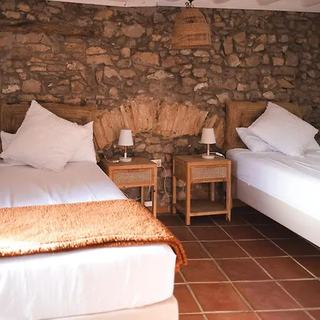 Casa Pardal Coliving & Coworking *