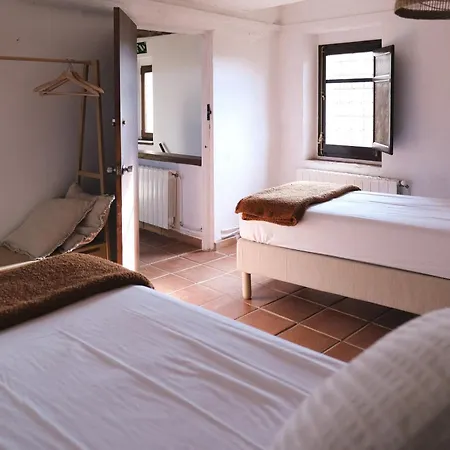 Casa Pardal Coliving & Coworking * Sant Pere Sallavinera
